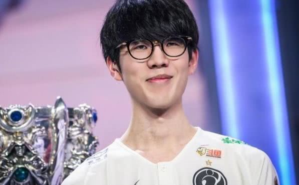 下汗马功劳 下汗马功劳