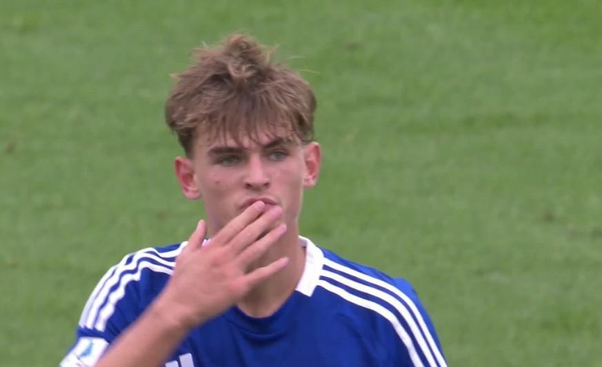 肩负着巨大 肩负着巨大